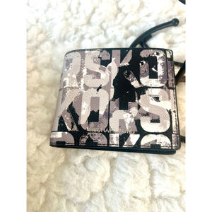 Michael Kors Cooper graphic logo billfold wallet